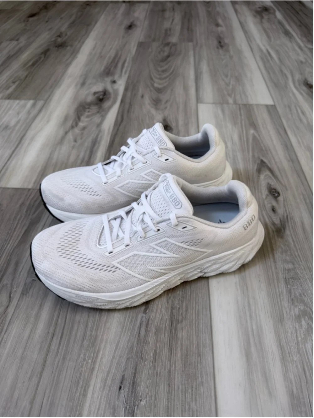 New Balance Fresh Foam X 880v14 Women’s 10.5 White Silver Running Shoes W880W14
